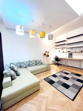 NS apartment Central